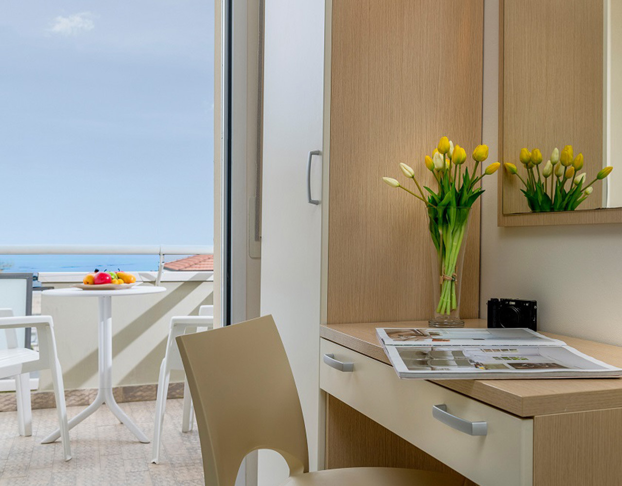 media.Camera-Profumo-di-mare-02-Hotel-Principe-Cattolica