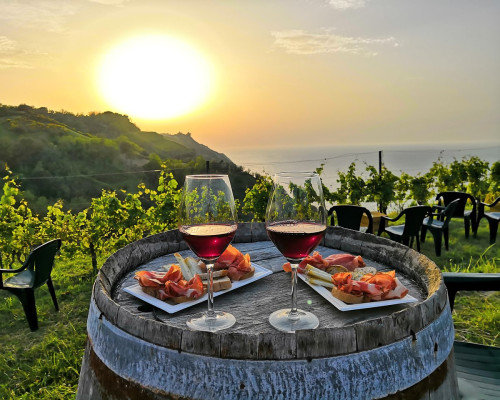 media.vineria-con-cucina-in